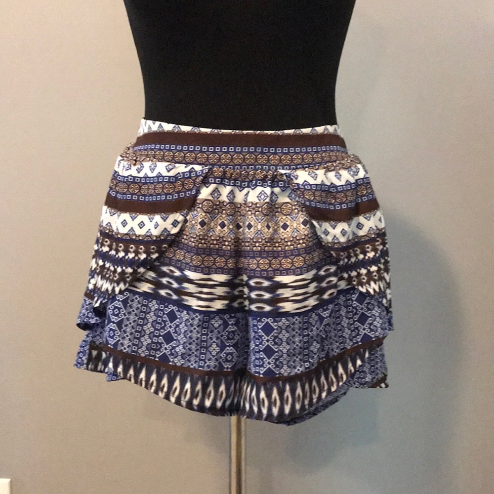 Free People flowy shorts size Large